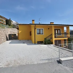  Apartment Blue In Marciaga Di Italien