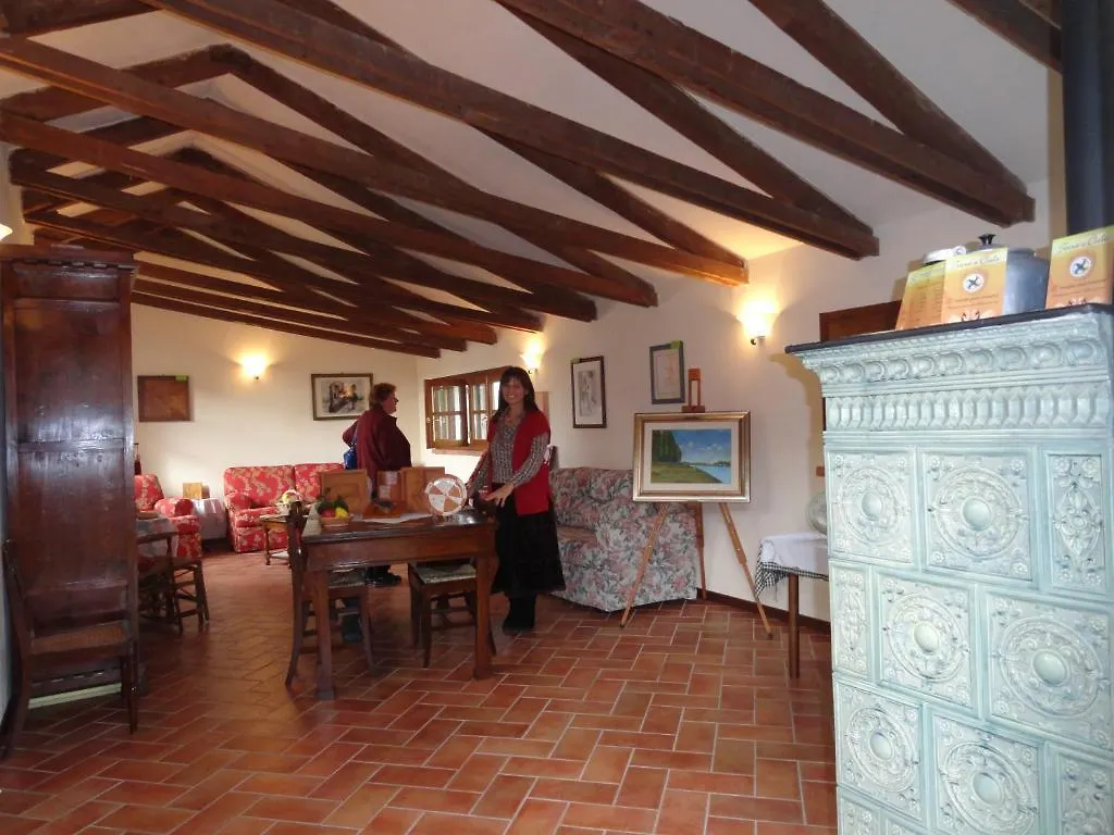 Farm stay Agriturismo Santa Maria Bressanoro Villa Castelleone